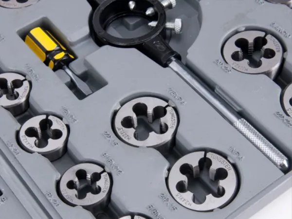 45-teiliges metrisches Gewindebohrer- und Schneideisen-Set