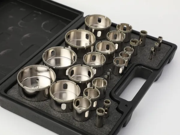 26-teiliges Wandlochsägen-Set